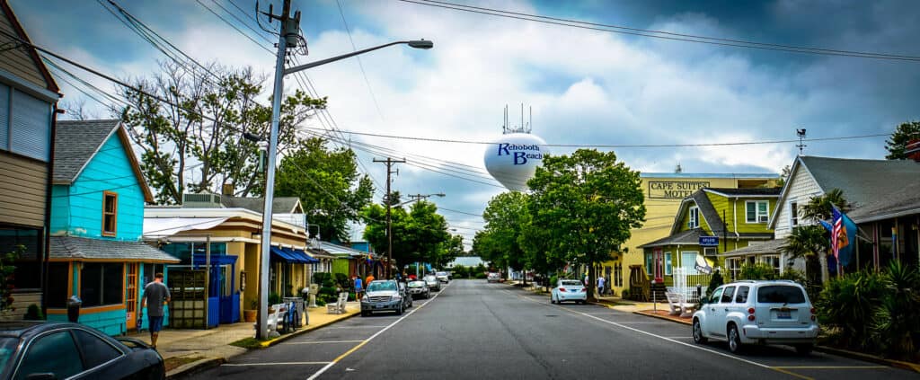 Iconic Rehoboth Beach sign welcoming visitors to this charming coastal town.