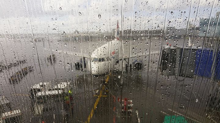 plane rain