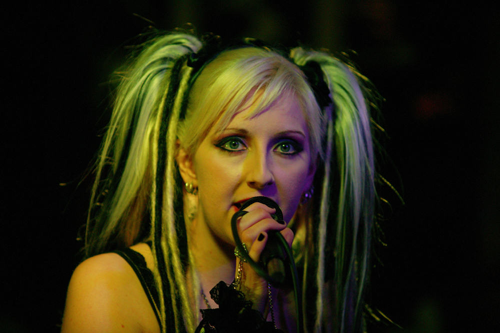 Electro-industrial act Ayria was formed in 2003 by Canadian singer-songwriter Jennifer Parkin.