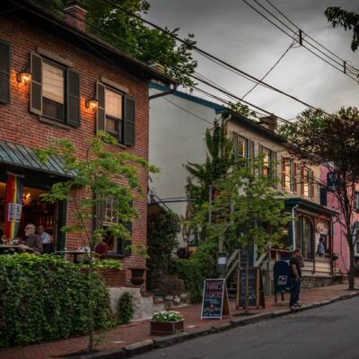 Downtown New Hope, PA - Vibrant shops and restaurants